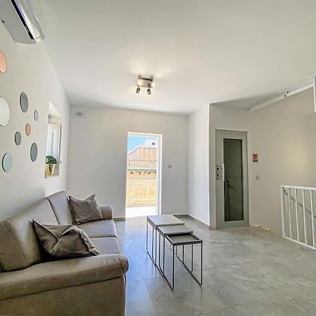 Apartamento Designer Duplex Penthouse In Floriana Exterior foto